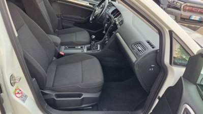 Volkswagen Golf 1.0 TSI 85 CV 5p. Trendline BlueMotion Technology (13)