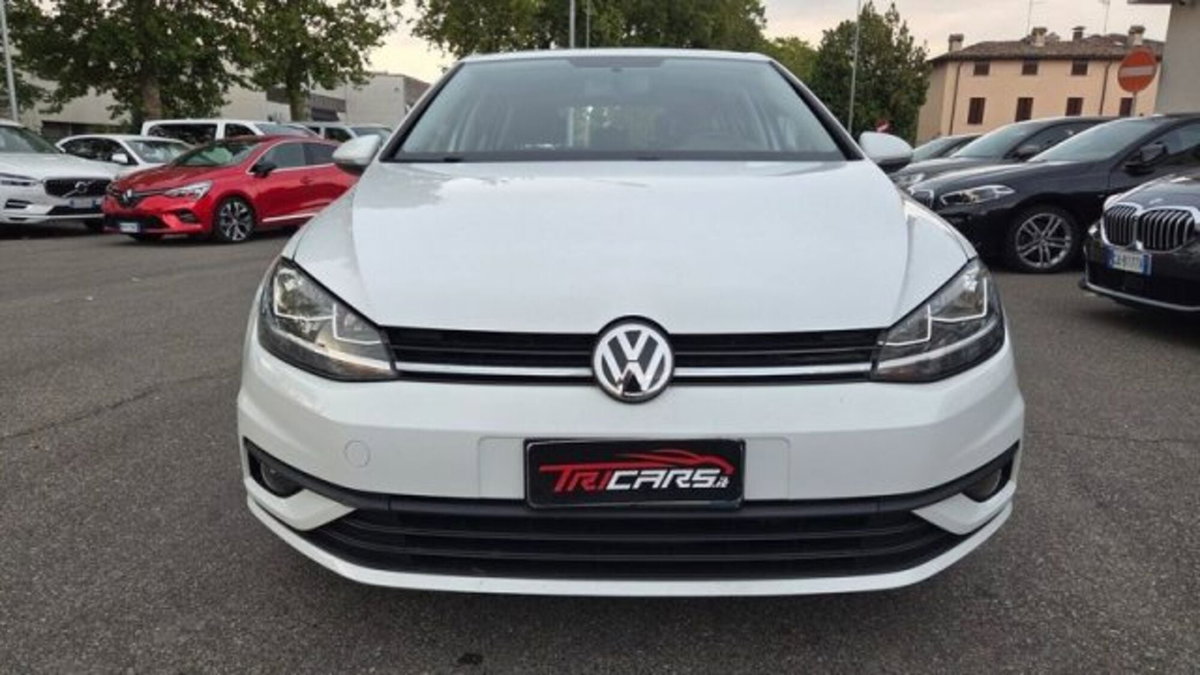 Volkswagen Golf 1.0 TSI 85 CV 5p. Trendline BlueMotion Technology (2)
