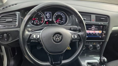 Volkswagen Golf 1.0 TSI 85 CV 5p. Trendline BlueMotion Technology (20)
