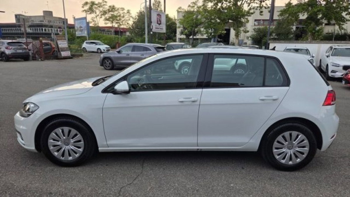Volkswagen Golf 1.0 TSI 85 CV 5p. Trendline BlueMotion Technology (3)