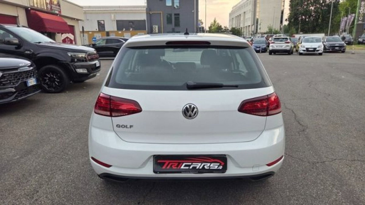 Volkswagen Golf 1.0 TSI 85 CV 5p. Trendline BlueMotion Technology (4)