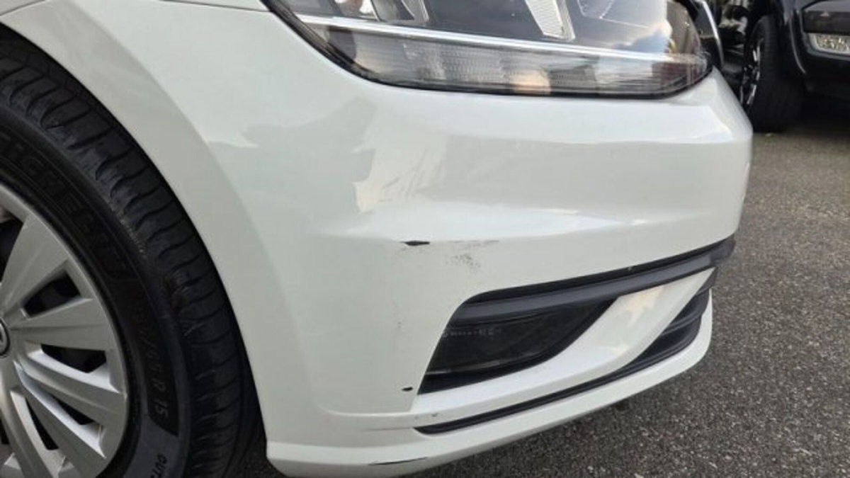 Volkswagen Golf 1.0 TSI 85 CV 5p. Trendline BlueMotion Technology (6)
