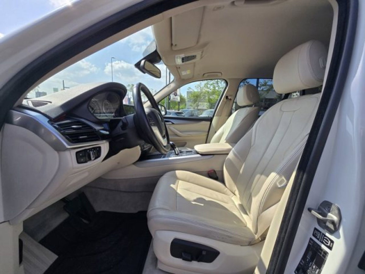 BMW X5 xDrive30d 258CV Business (6)