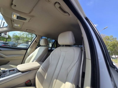 BMW X5 xDrive30d 258CV Business (7)