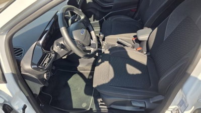 Ford Fiesta 1.1 75 CV 5 porte Titanium (13)