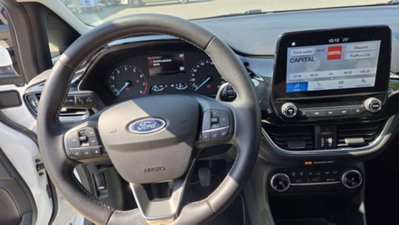 Ford Fiesta 1.1 75 CV 5 porte Titanium (17)