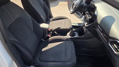 Ford Fiesta 1.1 75 CV 5 porte Titanium (8)