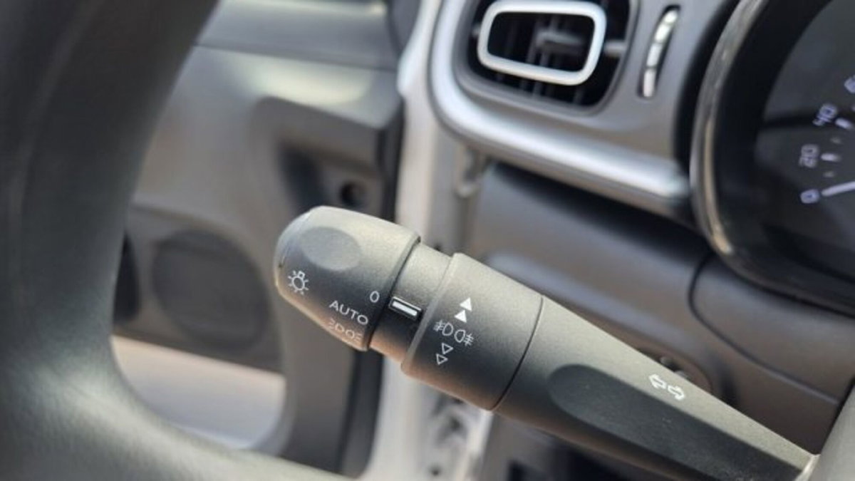 Citroen C3 PureTech 110 S&S C-Series (18)