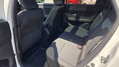 Dacia Bigster 1.8 hybrid Extreme 155cv auto (18)