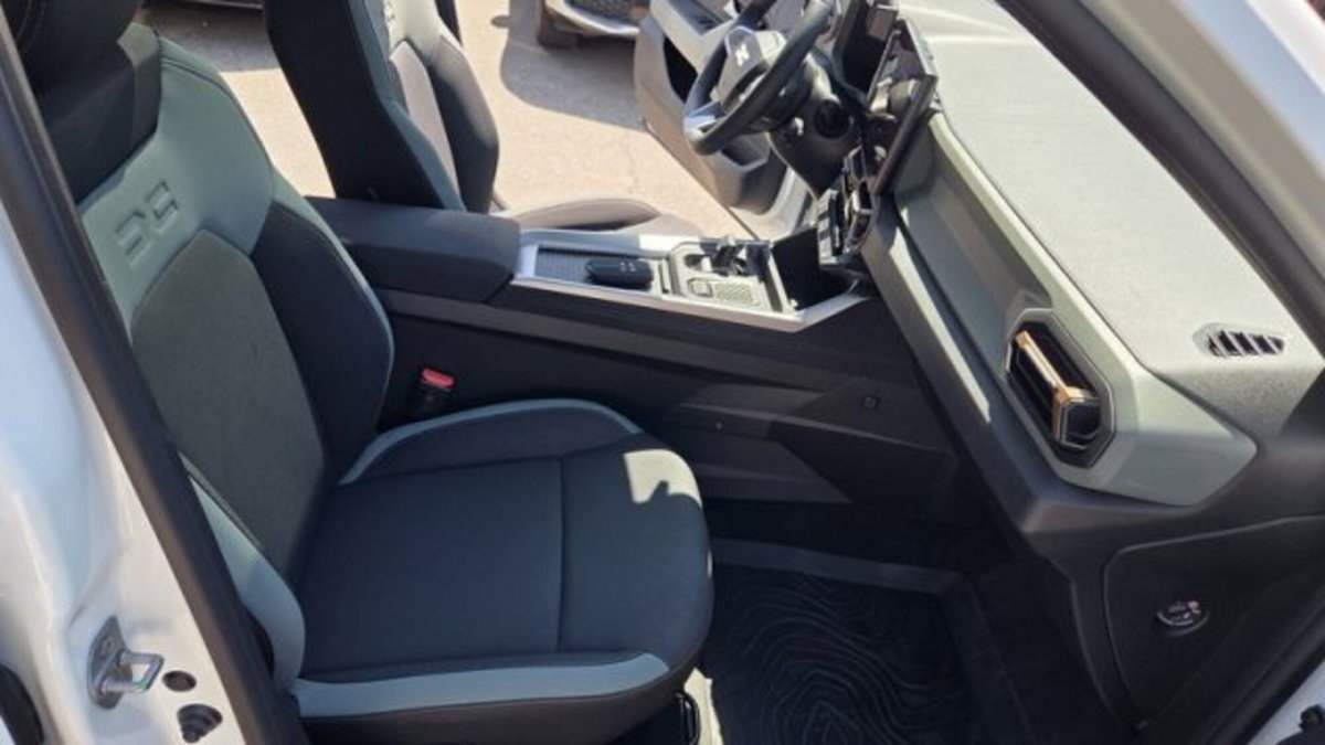 Dacia Bigster 1.8 hybrid Extreme 155cv auto (9)