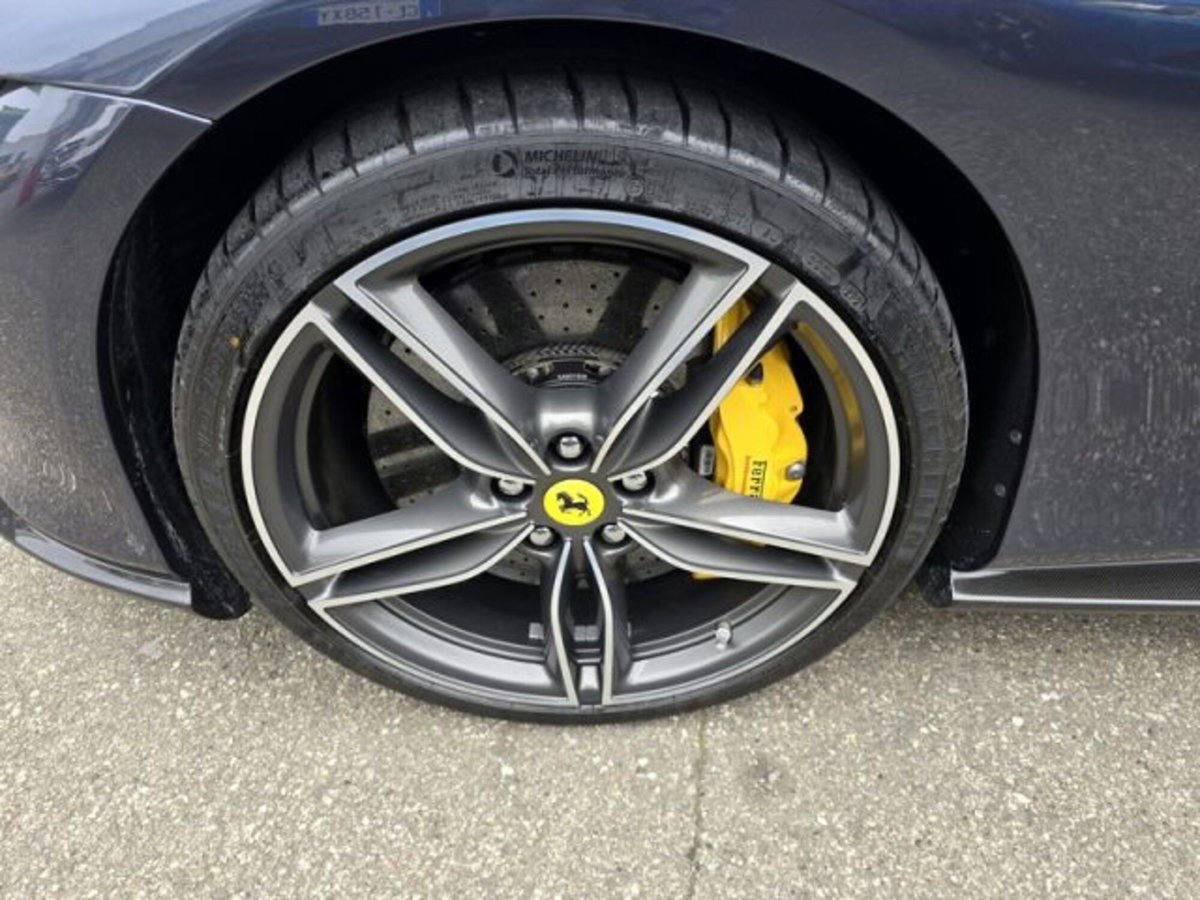 Ferrari Roma Spider 3.9 F1 dct (6)