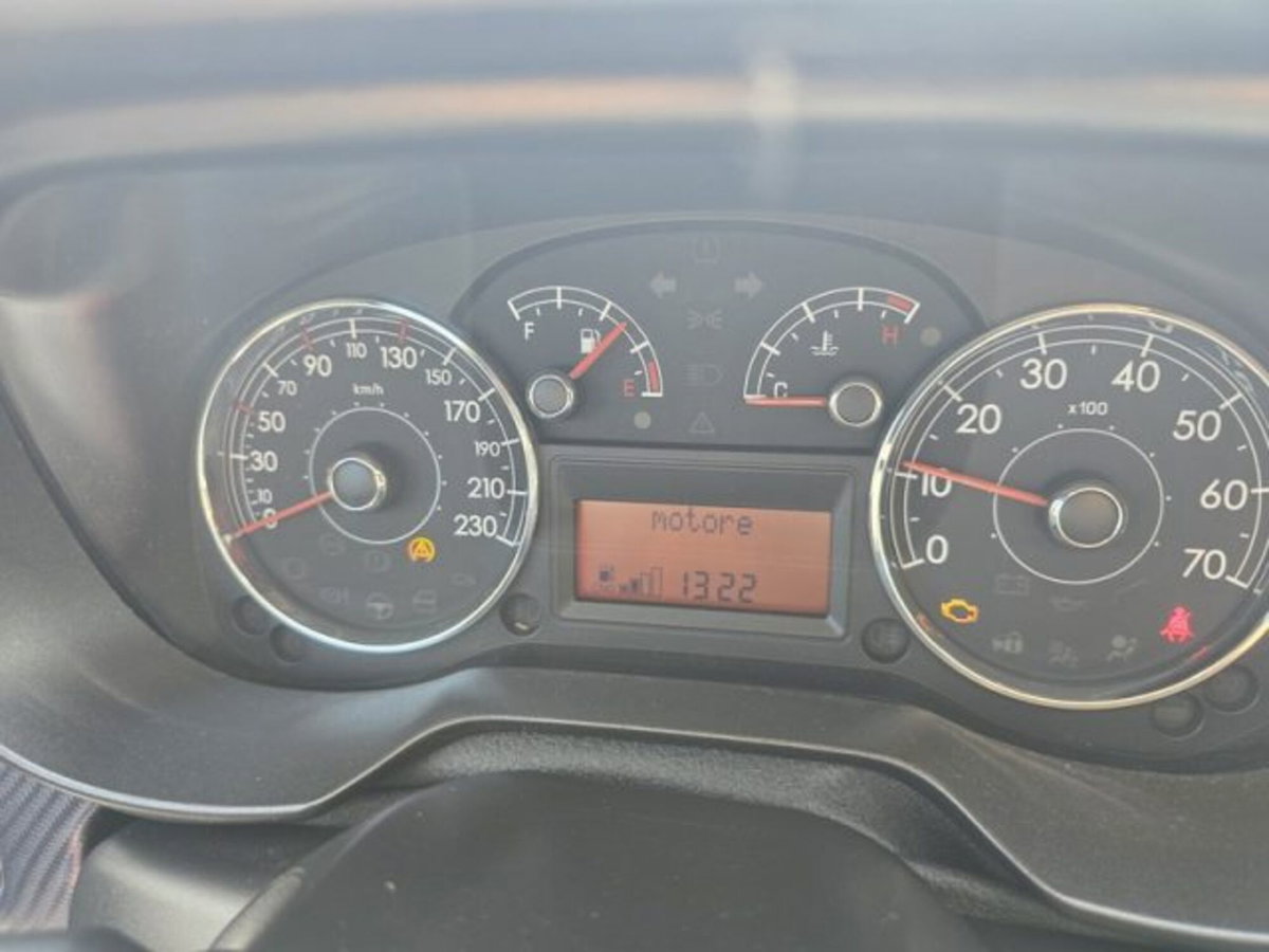 Fiat Grande Punto 1.4 5 porte S&S Actual (14)
