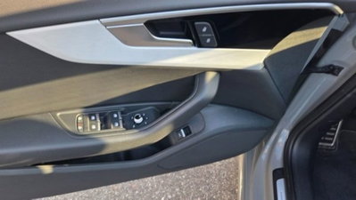 Audi A4 Avant 35 TDI/163 CV S tronic S line edition (18)
