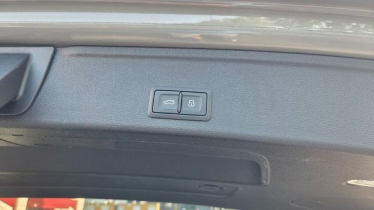 Audi A4 Avant 35 TDI/163 CV S tronic S line edition (20)