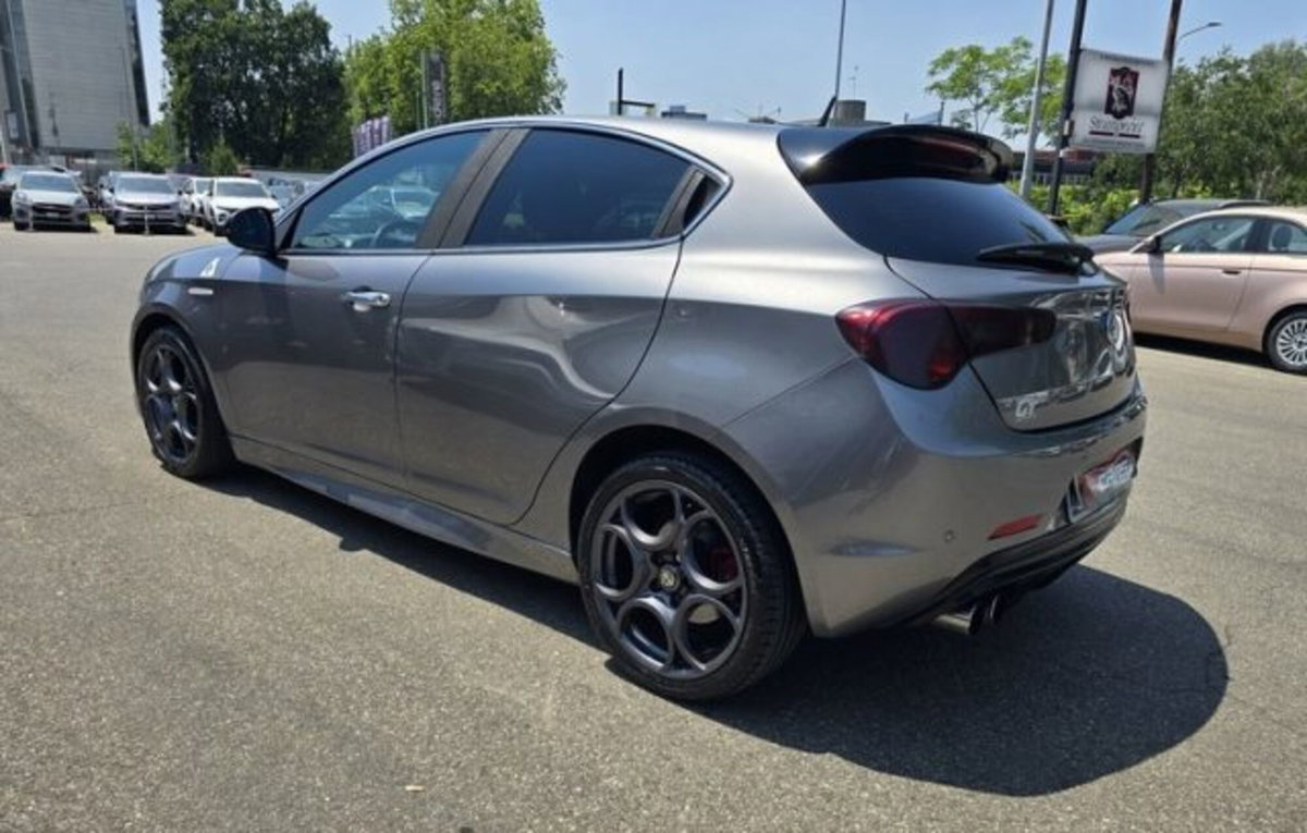 Alfa Romeo Giulietta 1.4 Turbo multiair Sprint 170cv tct (3)