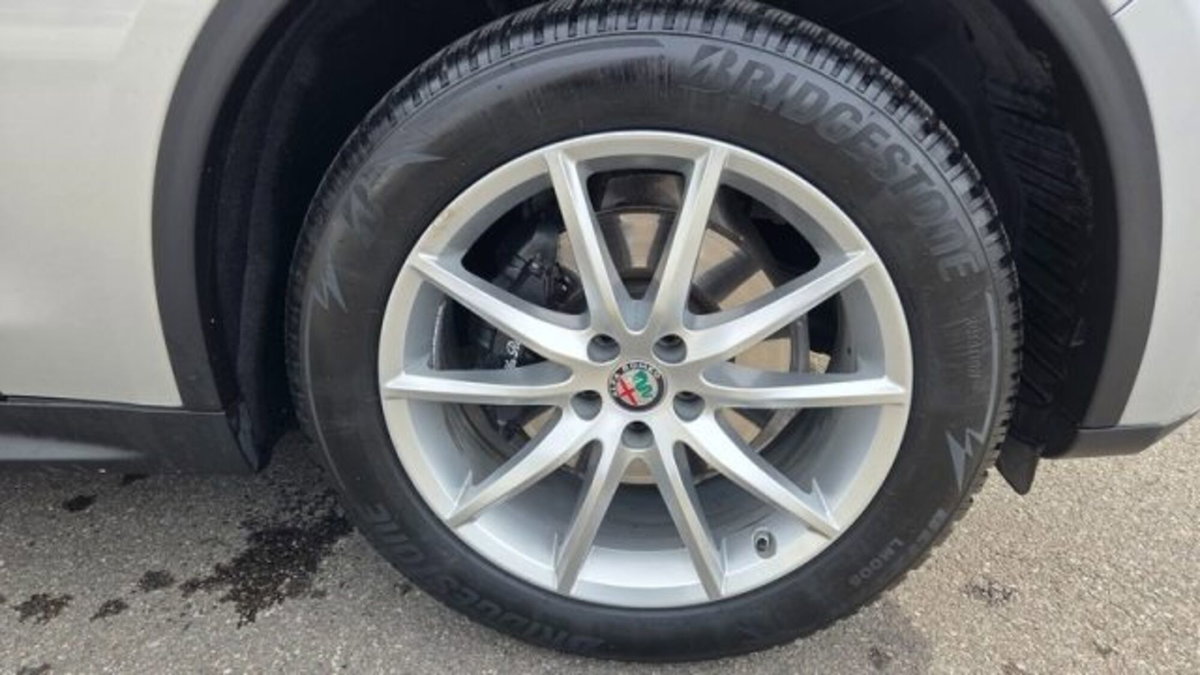 Alfa Romeo Stelvio Stelvio 2.2 Turbodiesel 210 CV AT8 Q4 Executive (8)