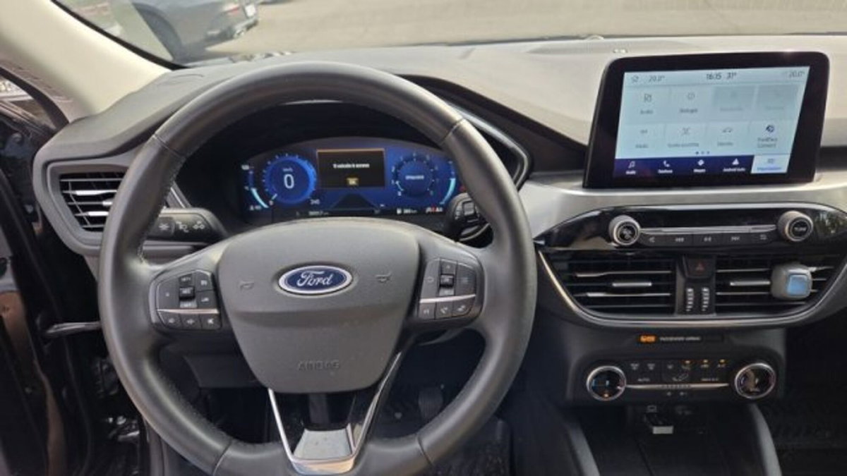 Ford Kuga 1.5 EcoBoost 150 CV 2WD Titanium X (14)