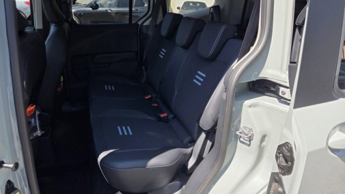 Ford Tourneo Courier 1.0 EcoBoost 100 CV Plus (13)