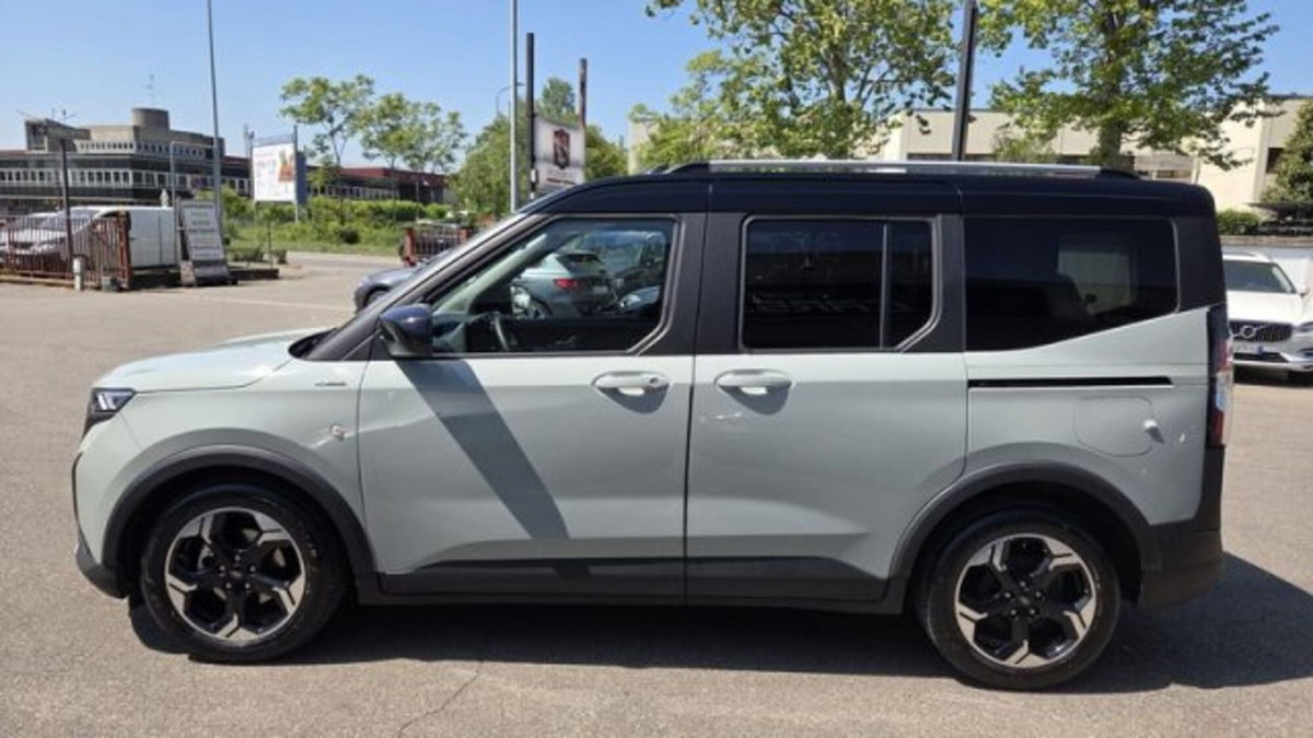 Ford Tourneo Courier 1.0 EcoBoost 100 CV Plus (3)