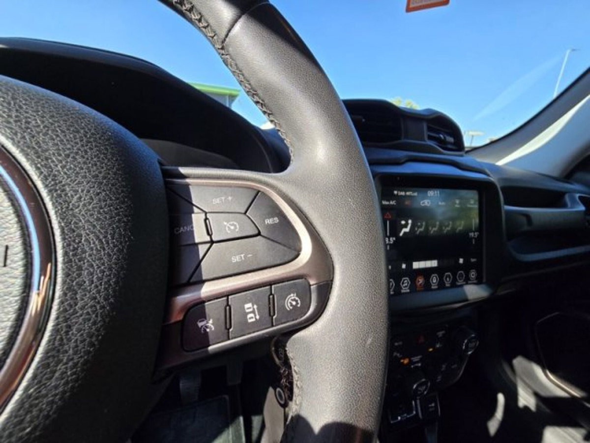 Jeep Renegade 1.6 Mjt 130 CV Limited (12)
