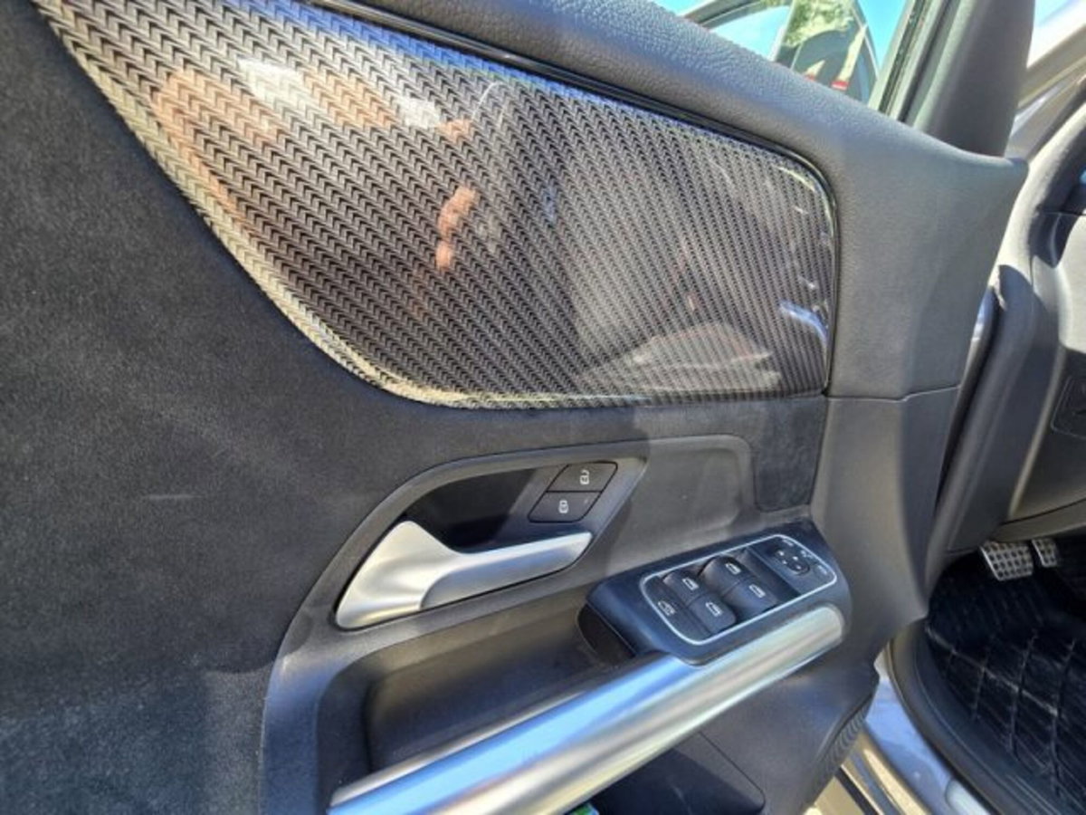 Mercedes-Benz GLA SUV 220 d Automatic Premium (8)