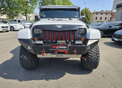 Jeep Wrangler Unlimited 2.8 CRD DPF Sahara Auto (6)