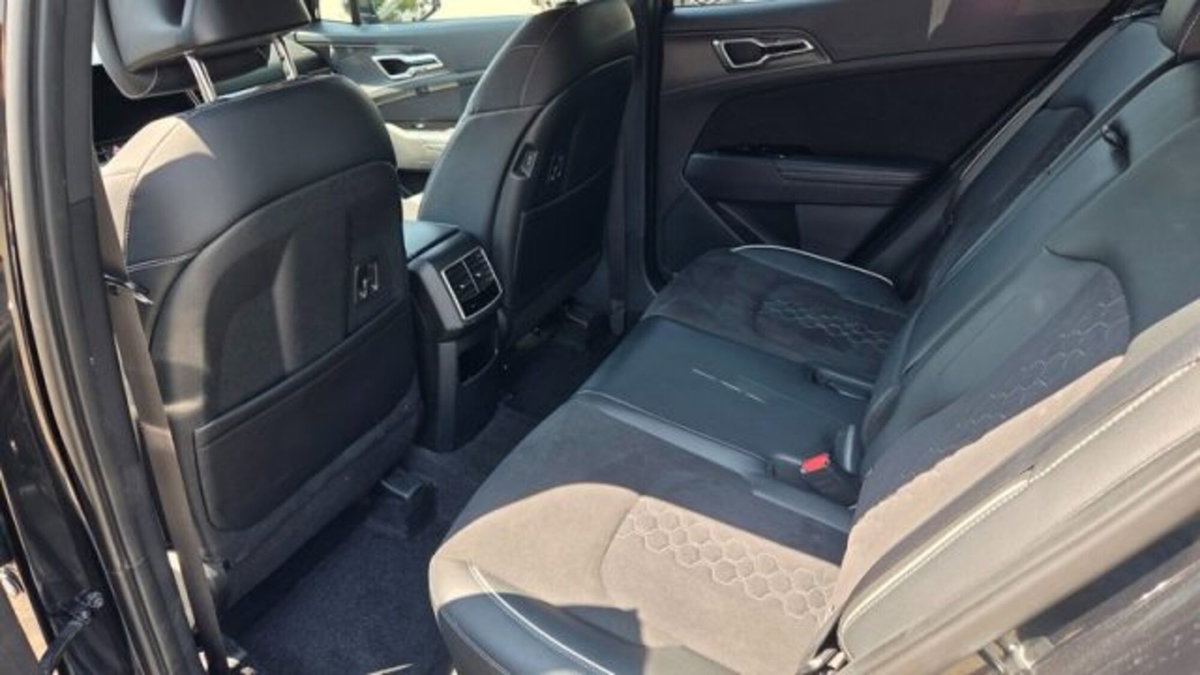 Kia Sportage 1.6 crdi mhev GT-line Plus dct (14)