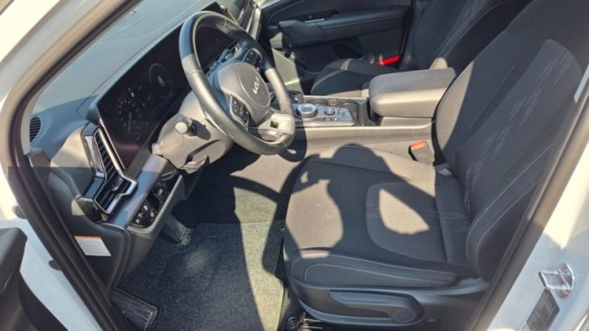 Kia Sportage 1.6 tgdi mhev Style 160cv mt (14)