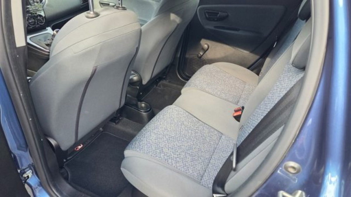 Lancia Ypsilon 1.0 FireFly 5 porte S&S Hybrid Ecochic A. Ferretti (16)