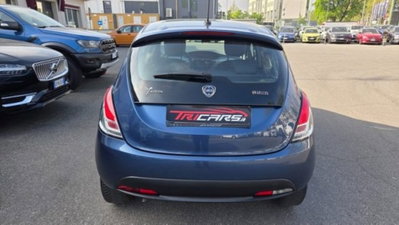 Lancia Ypsilon 1.0 FireFly 5 porte S&S Hybrid Ecochic A. Ferretti (4)