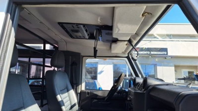 Land Rover Defender 90 2.2 TD4 Pick Up E (16)