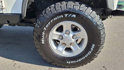 Land Rover Defender 90 2.2 TD4 Pick Up E (6)