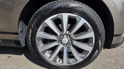 Land Rover Range Rover Velar 2.0D I4 240 CV R-Dynamic S (6)