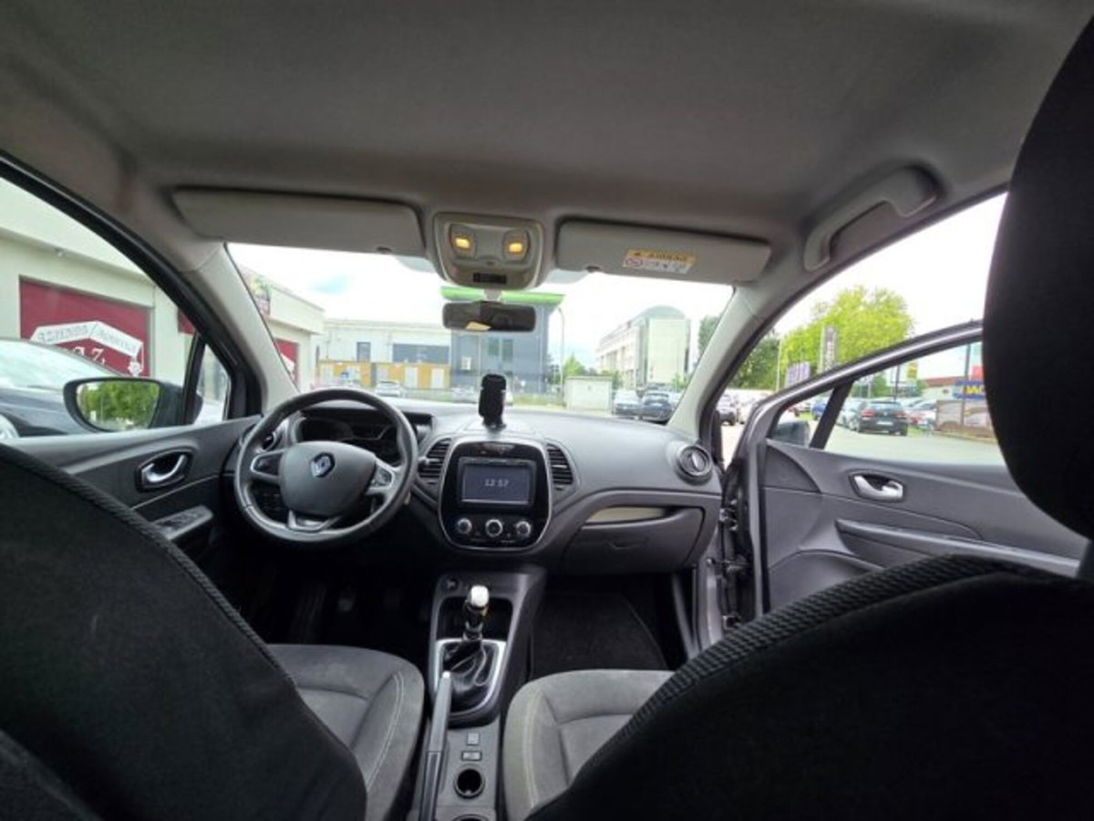 Renault Captur 1.5 dCi 8V 110 CV Start&Stop Intens (13)