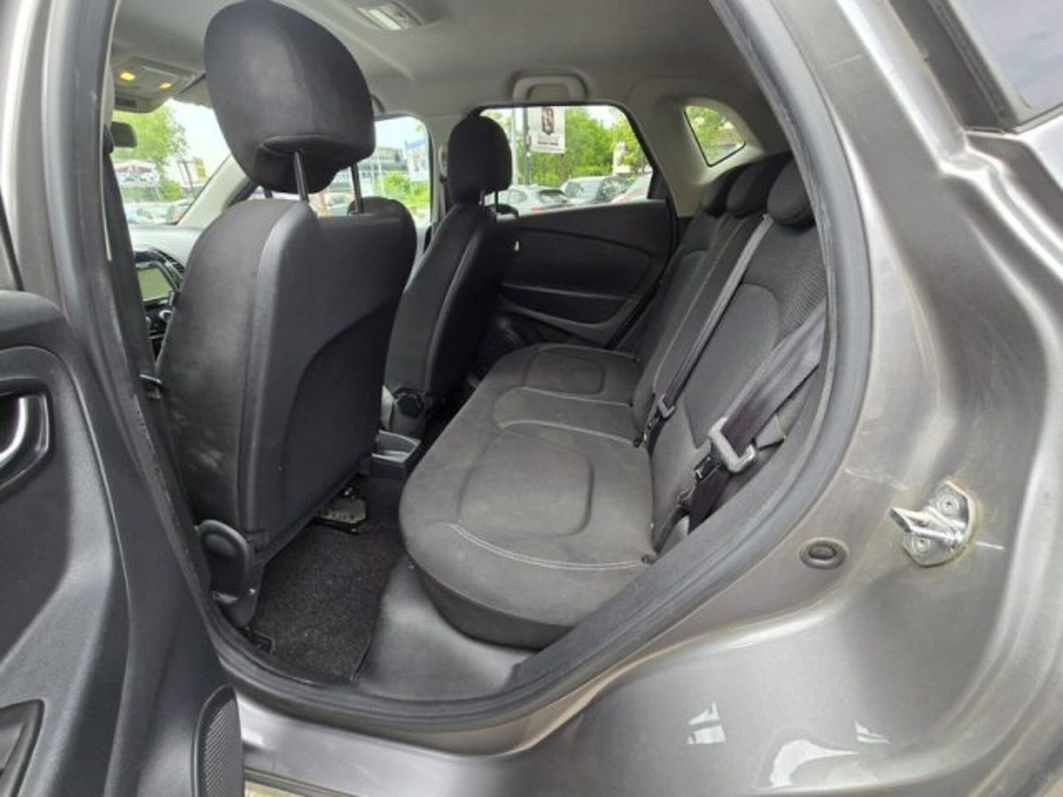 Renault Captur 1.5 dCi 8V 110 CV Start&Stop Intens (14)