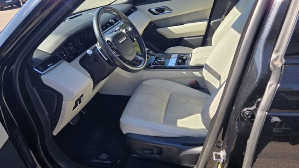 Land Rover Range Rover Velar 2.0D I4 240 CV R-Dynamic S (15)