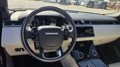 Land Rover Range Rover Velar 2.0D I4 240 CV R-Dynamic S (17)
