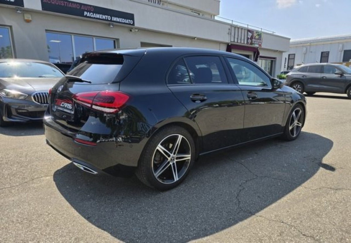Mercedes-Benz Classe A Sedan 200 d Automatic 4Matic 4p. Sport (2)