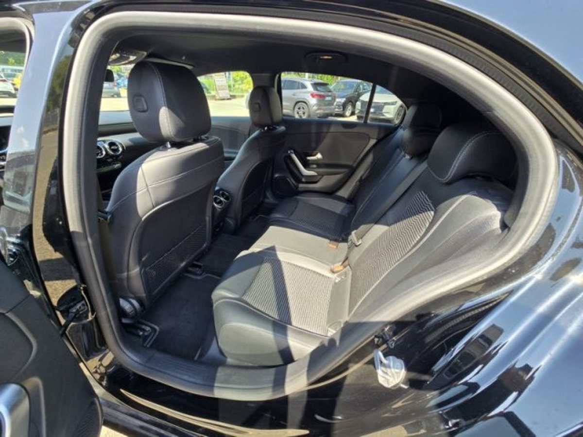 Mercedes-Benz Classe A Sedan 200 d Automatic 4Matic 4p. Sport (7)