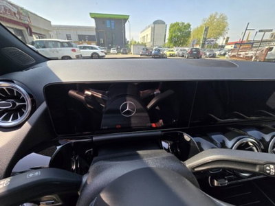 Mercedes-Benz GLA SUV 200 d AMG Line Premium Plus 4matic auto (7)
