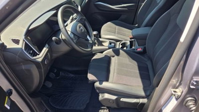 Opel Grandland 1.2 Turbo 12V 130 CV aut. Business Elegance (16)
