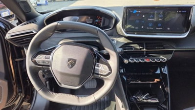 Peugeot 2008 50 kWh Allure (17)