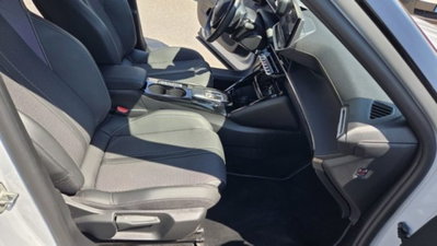 Peugeot 2008 PureTech 130 S&S EAT8 GT Pack (10)