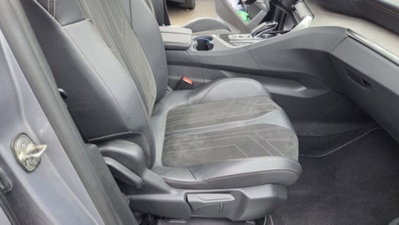 Peugeot 3008 BlueHDi 130 S&S EAT8 GT Pack (11)