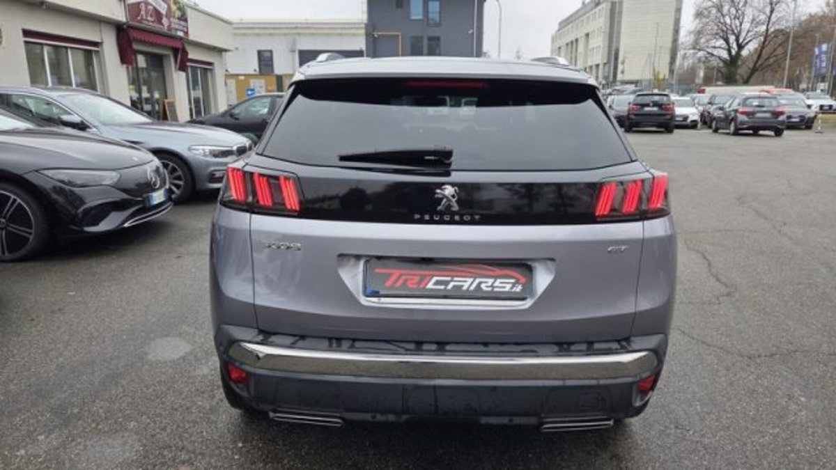 Peugeot 3008 BlueHDi 130 S&S EAT8 GT Pack (4)