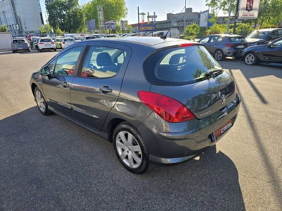 Peugeot 308 1.6 HDi 110CV 5p. Business (3)