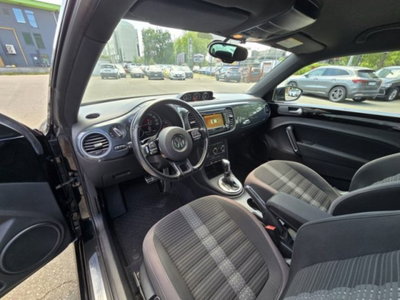 Volkswagen Maggiolino 2.0 TSI DSG Sport (10)