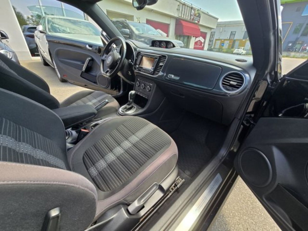 Volkswagen Maggiolino 2.0 TSI DSG Sport (11)