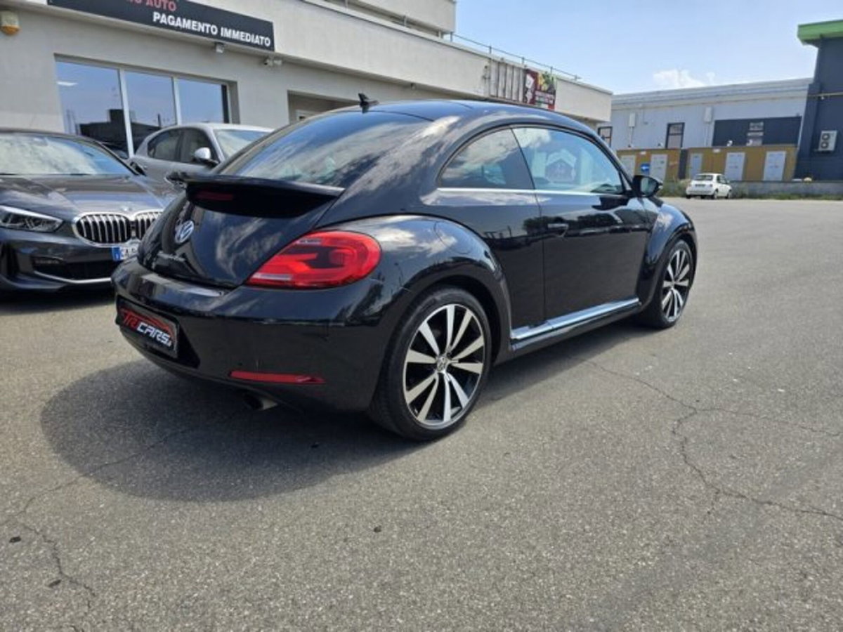 Volkswagen Maggiolino 2.0 TSI DSG Sport (2)
