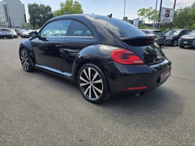 Volkswagen Maggiolino 2.0 TSI DSG Sport (3)